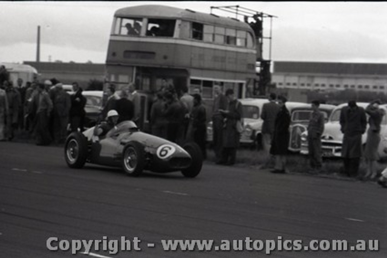 All of 1958 Fishermans Bend - Photographer Peter D'Abbs - Code FB1958-111