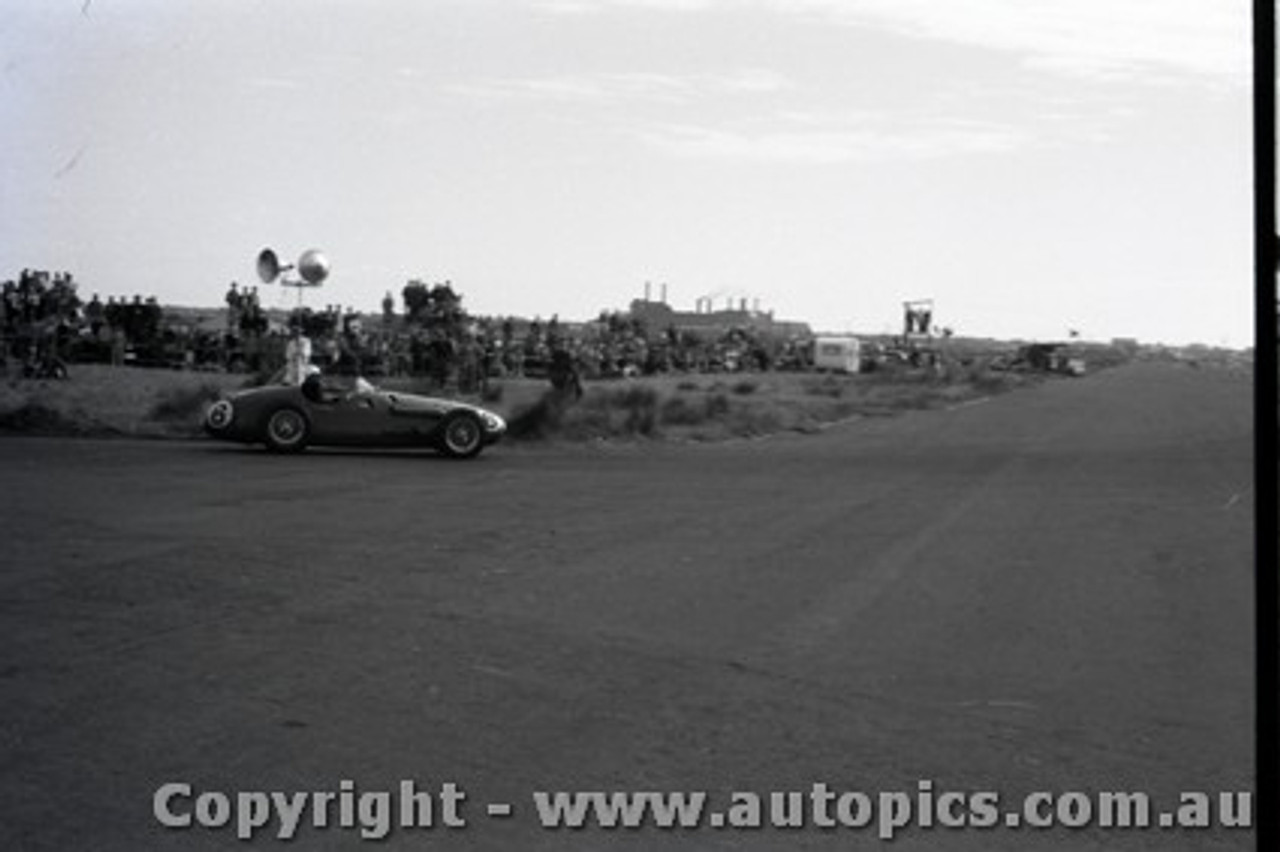 All of 1958 Fishermans Bend - Photographer Peter D'Abbs - Code FB1958-181