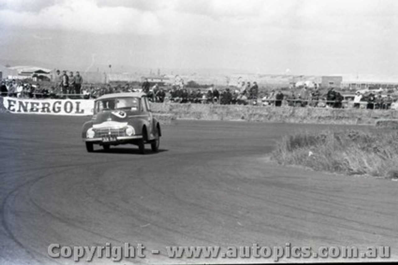 All of 1958 Fishermans Bend - Photographer Peter D'Abbs - Code FB1958-229