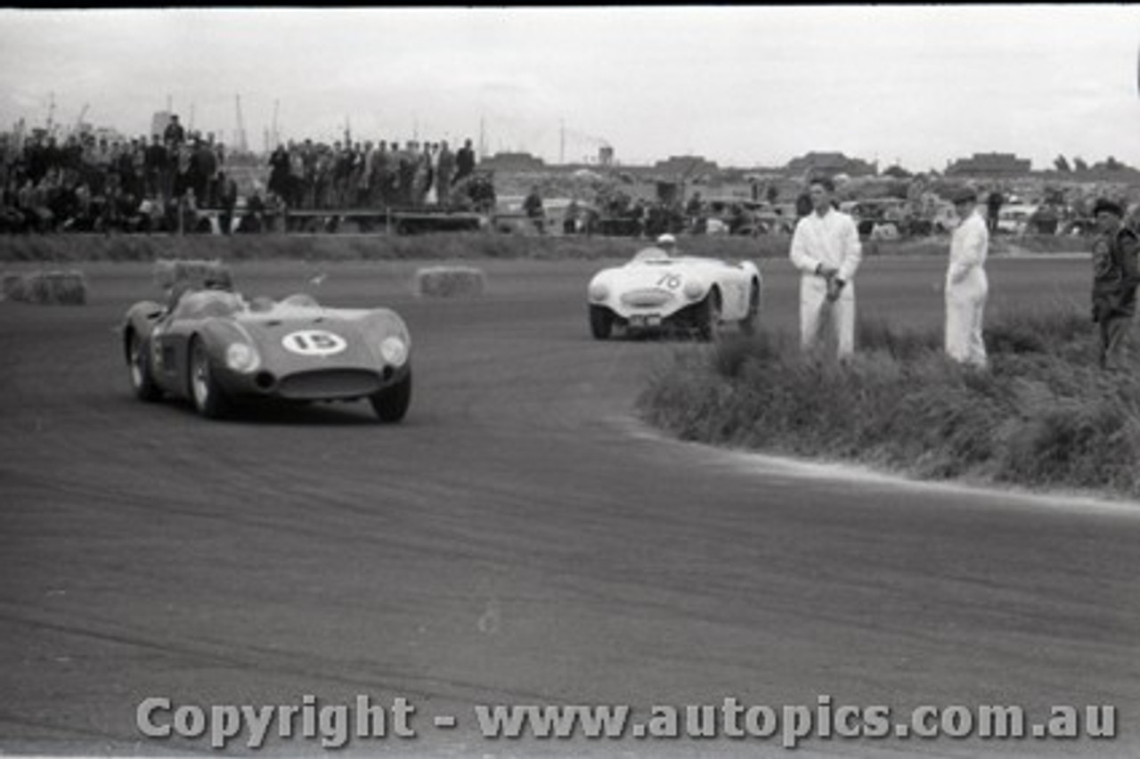 All of 1958 Fishermans Bend - Photographer Peter D'Abbs - Code FB1958-277