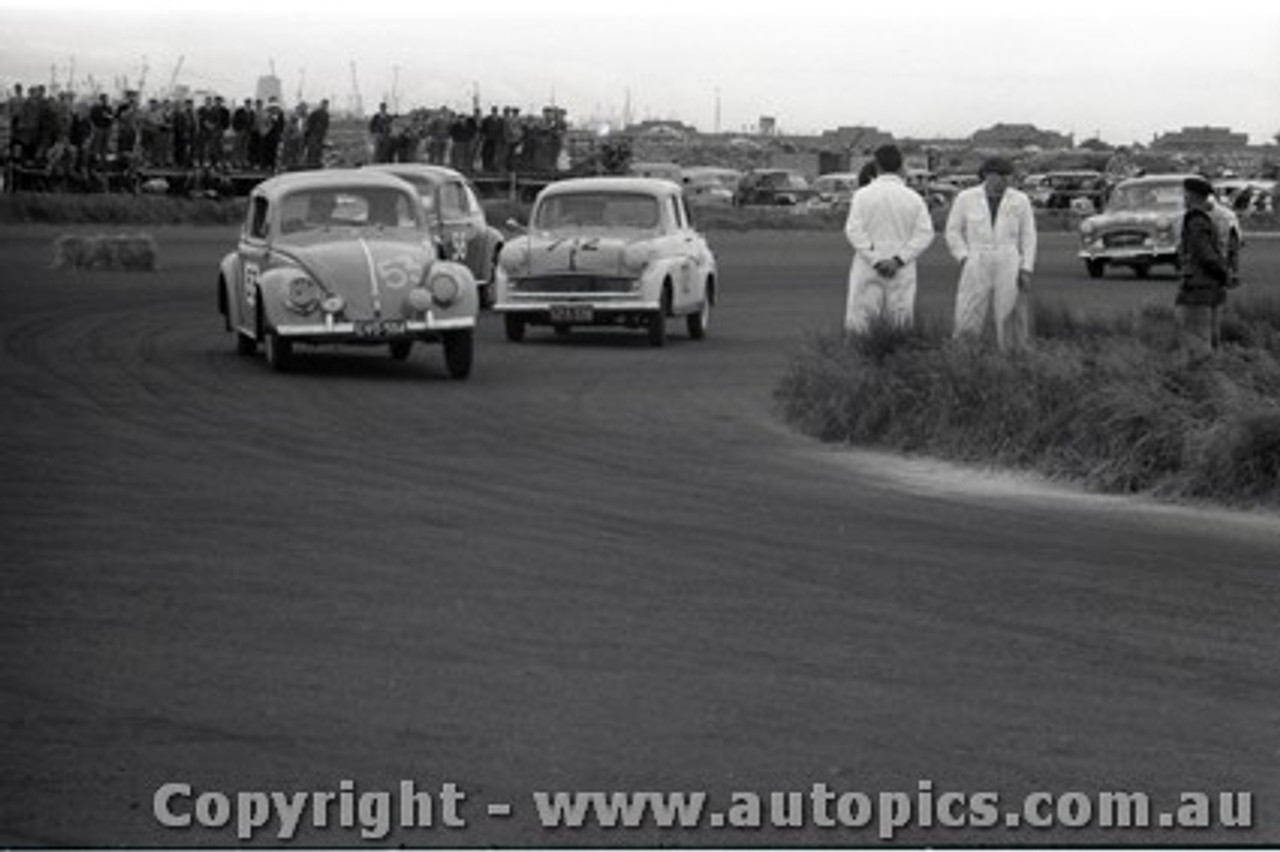 All of 1958 Fishermans Bend - Photographer Peter D'Abbs - Code FB1958-361