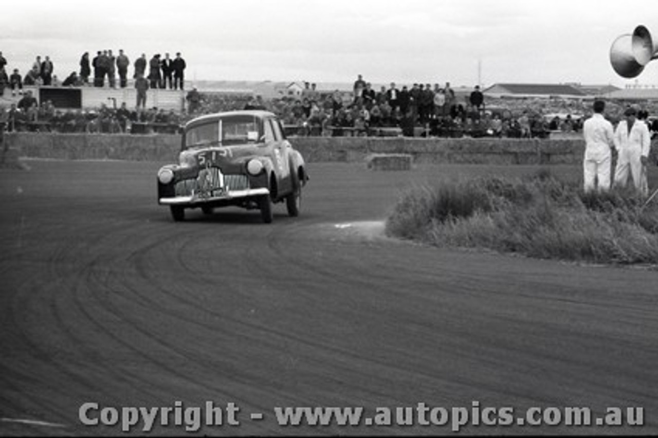 All of 1958 Fishermans Bend - Photographer Peter D'Abbs - Code FB1958-363