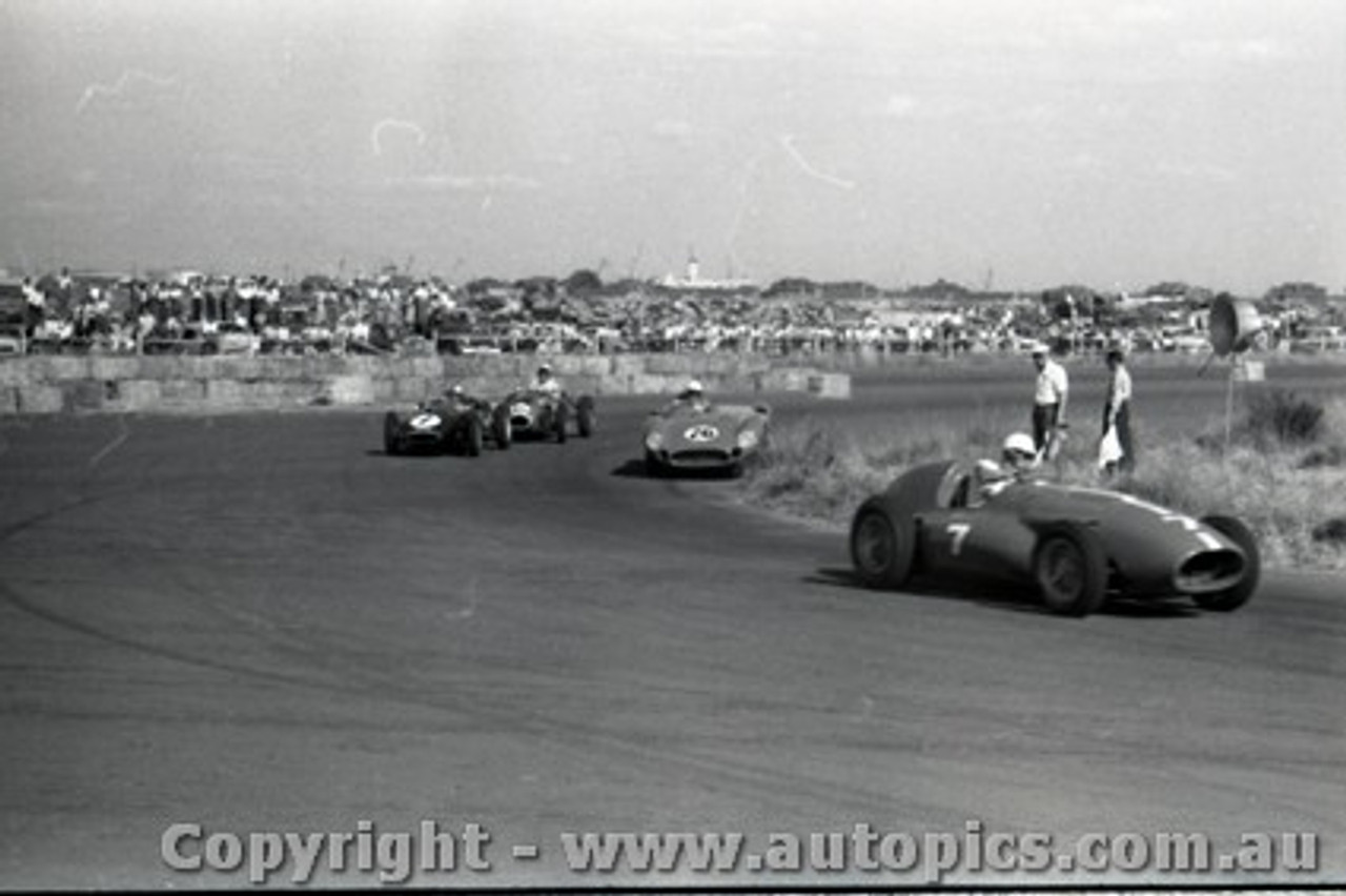 All of 1958 Fishermans Bend - Photographer Peter D'Abbs - Code FB1958-378