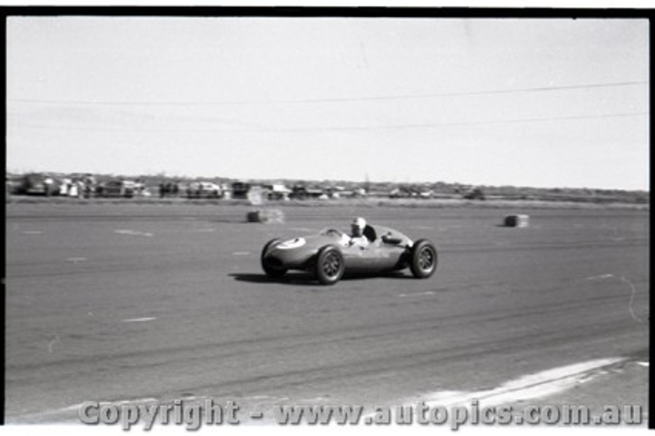 Fishermans Bend Febuary 1959 -  Photographer Peter D'Abbs - Code FB0259-4