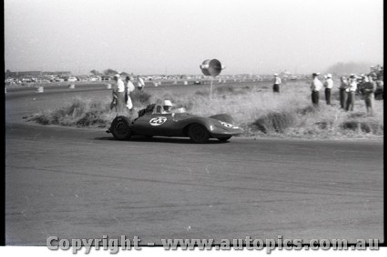 Fishermans Bend Febuary 1959 -  Photographer Peter D'Abbs - Code FB0259-38