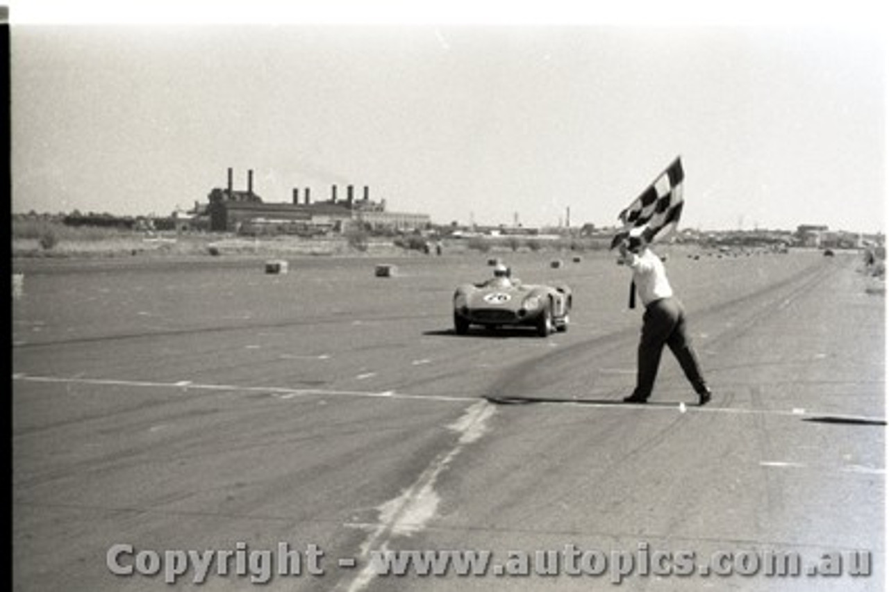 Fishermans Bend Febuary 1959 -  Photographer Peter D'Abbs - Code FB0259-89