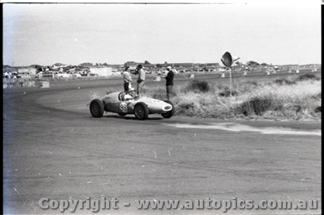 Fishermans Bend Febuary 1959 -  Photographer Peter D'Abbs - Code FB0259-107