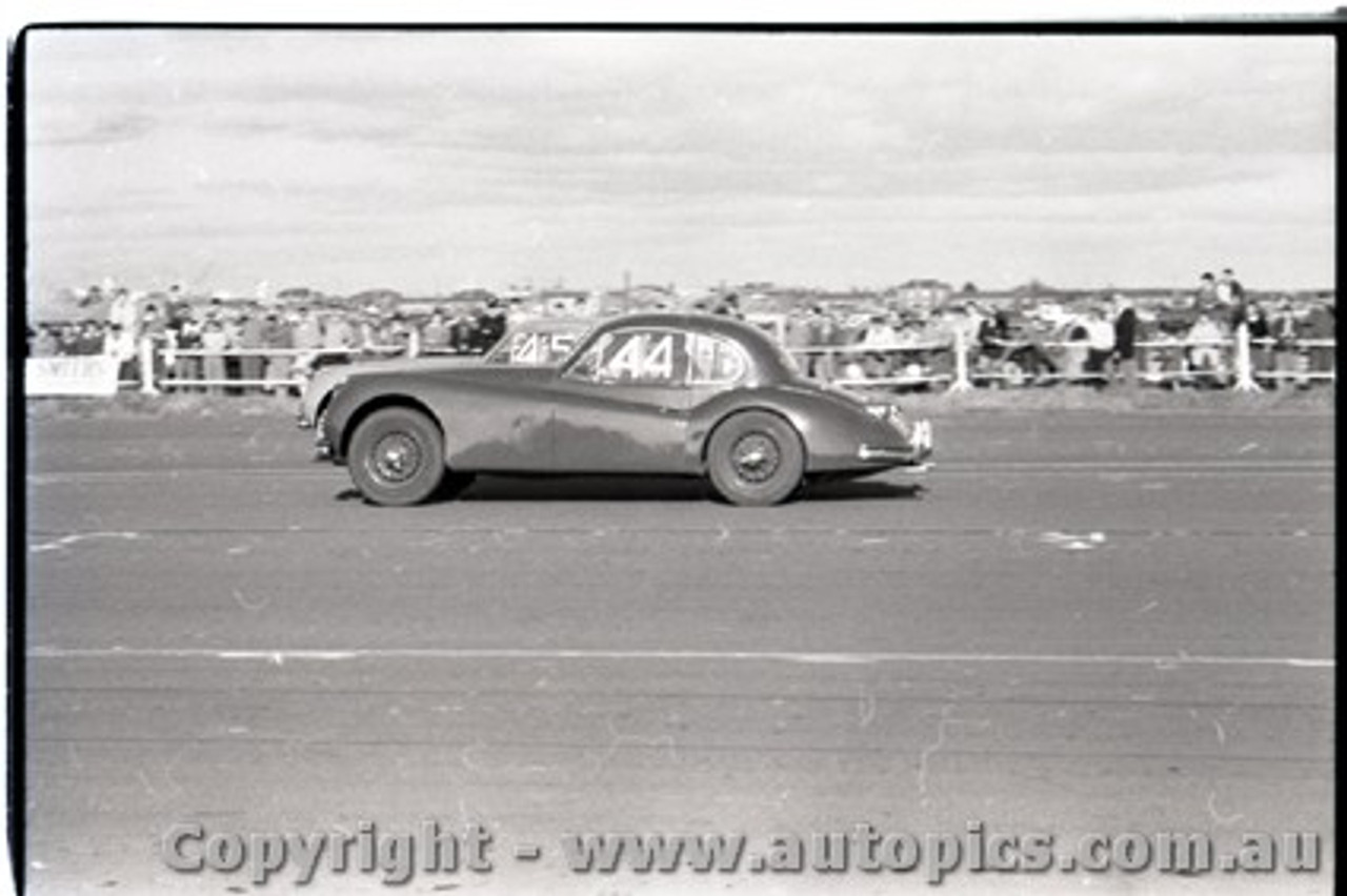 Fishermans Bend  - May1959 -  Photographer Peter D'Abbs - Code FB0559-13