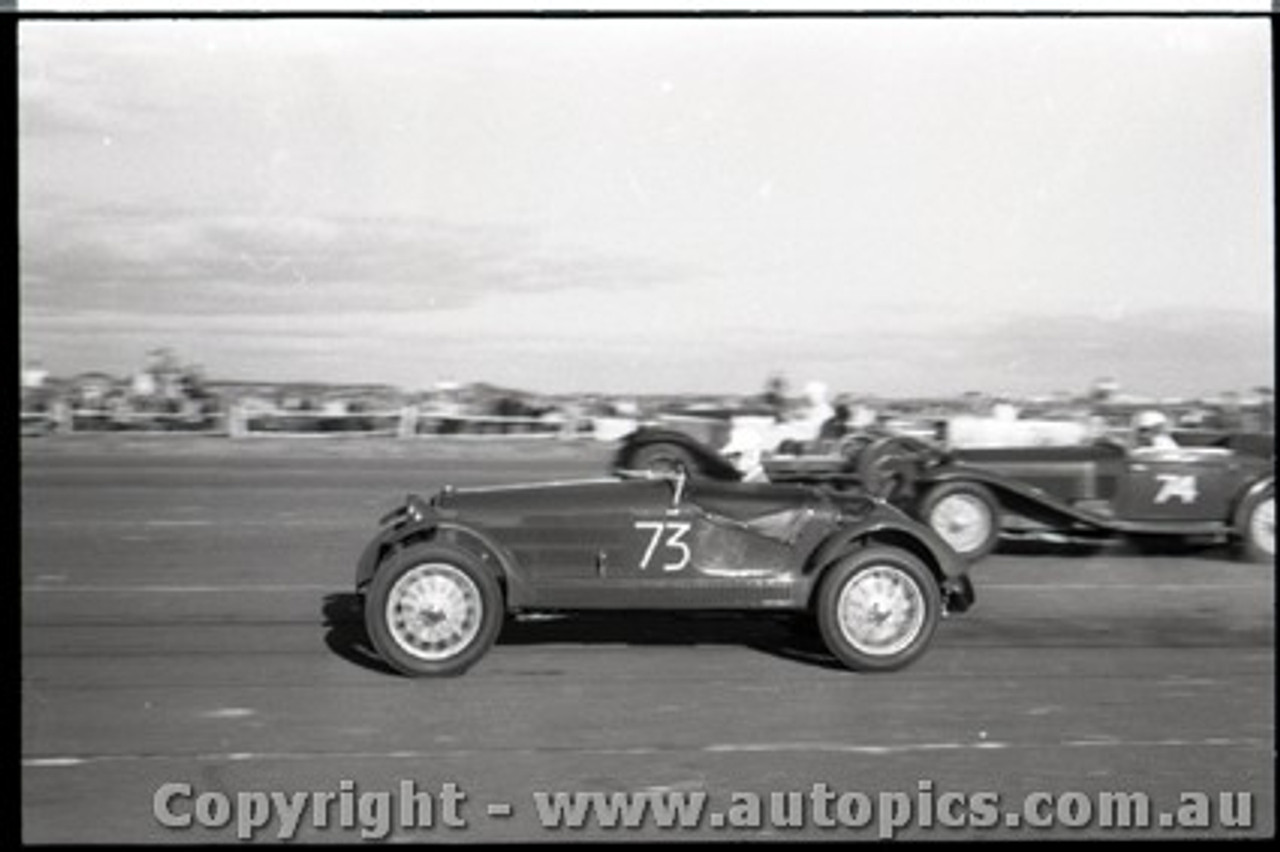 Fishermans Bend  - May1959 -  Photographer Peter D'Abbs - Code FB0559-38