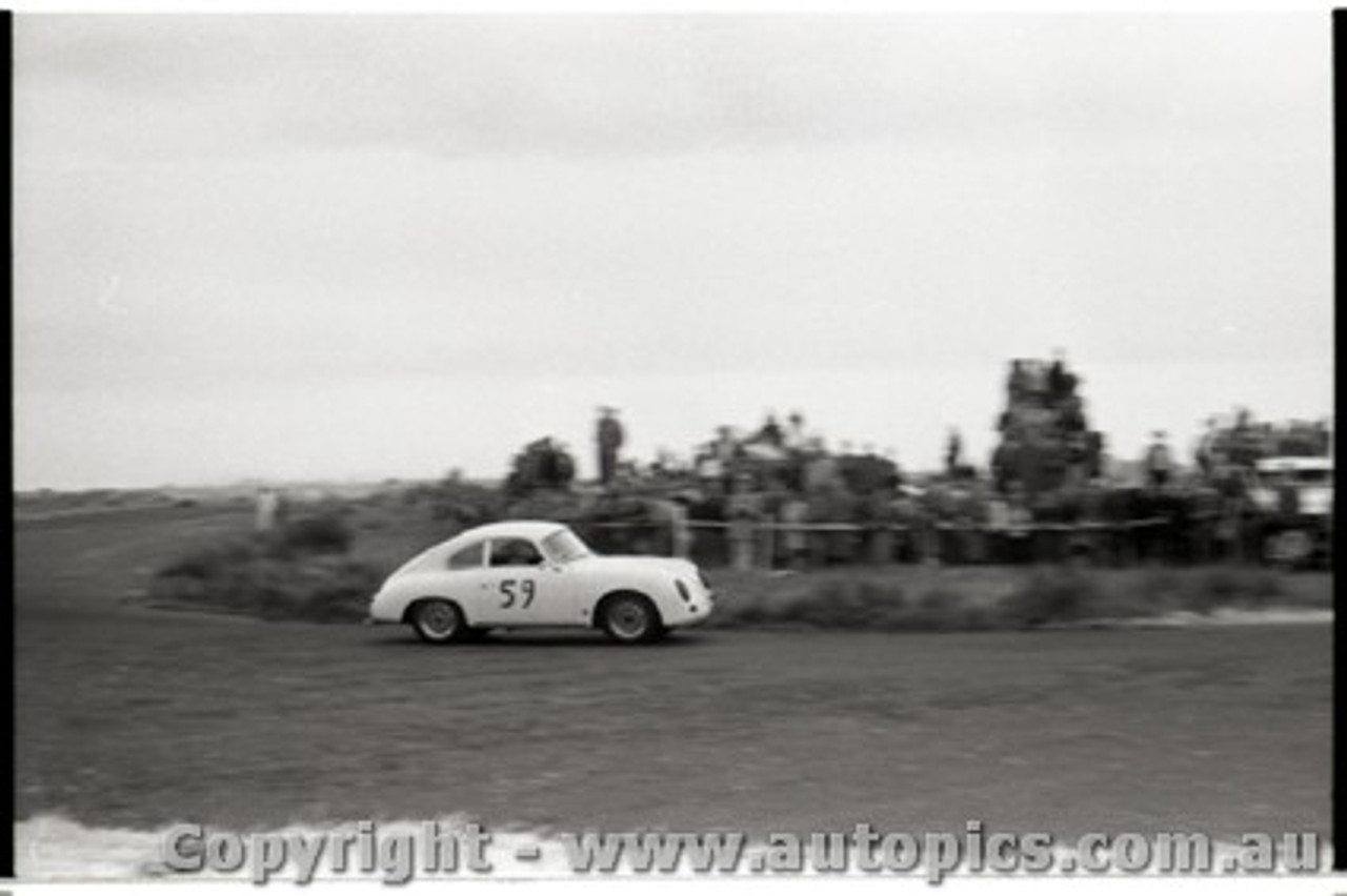 Fishermans Bend  - October 1959 -  Photographer Peter D'Abbs - Code FB01059-149