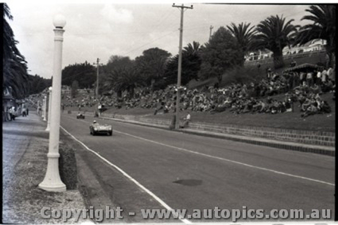 Geelong Sprints 28th August 1960 - Photographer Peter D'Abbs - Code G28860-1