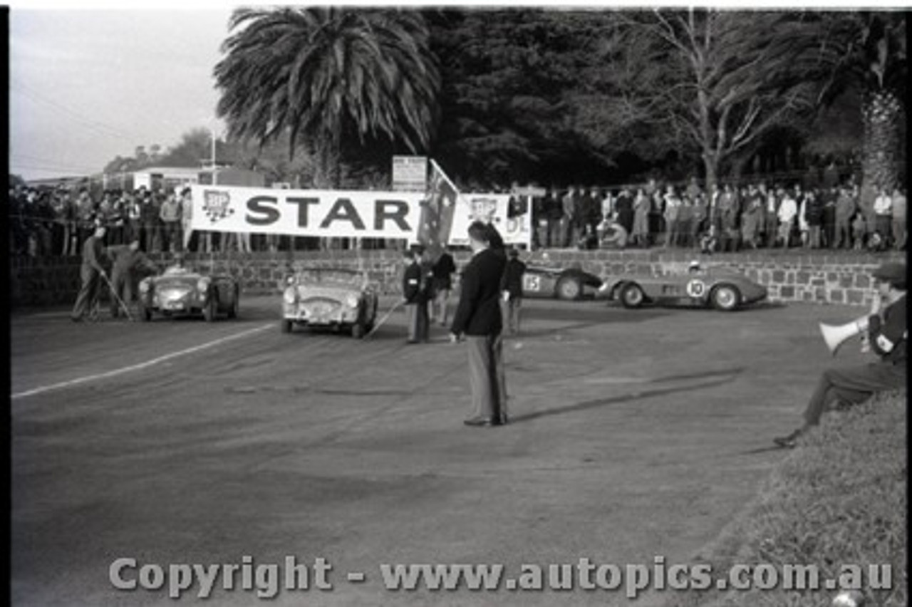 Geelong Sprints 28th August 1960 - Photographer Peter D'Abbs - Code G28860-77