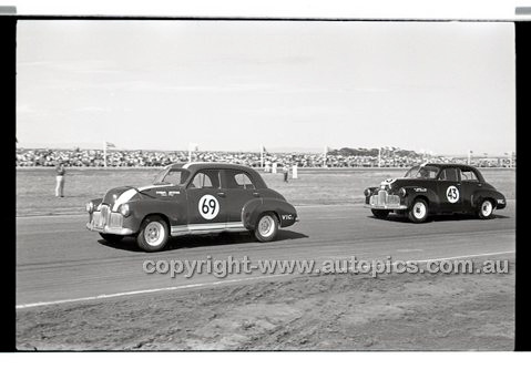 Calder 1965 - Photographer Peter D'Abbs - Code 65-PD-C-761