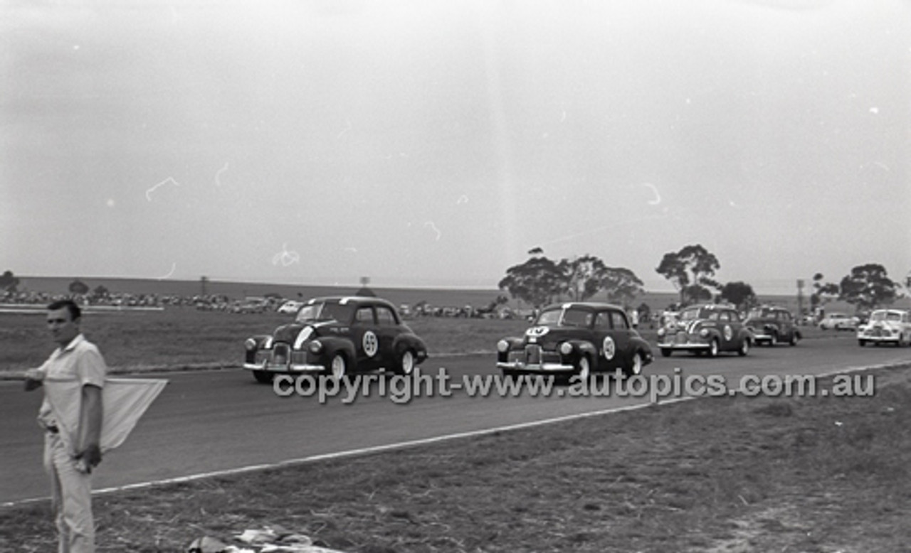 Calder 1965 - Photographer Peter D'Abbs - Code 65-PD-C29865-009