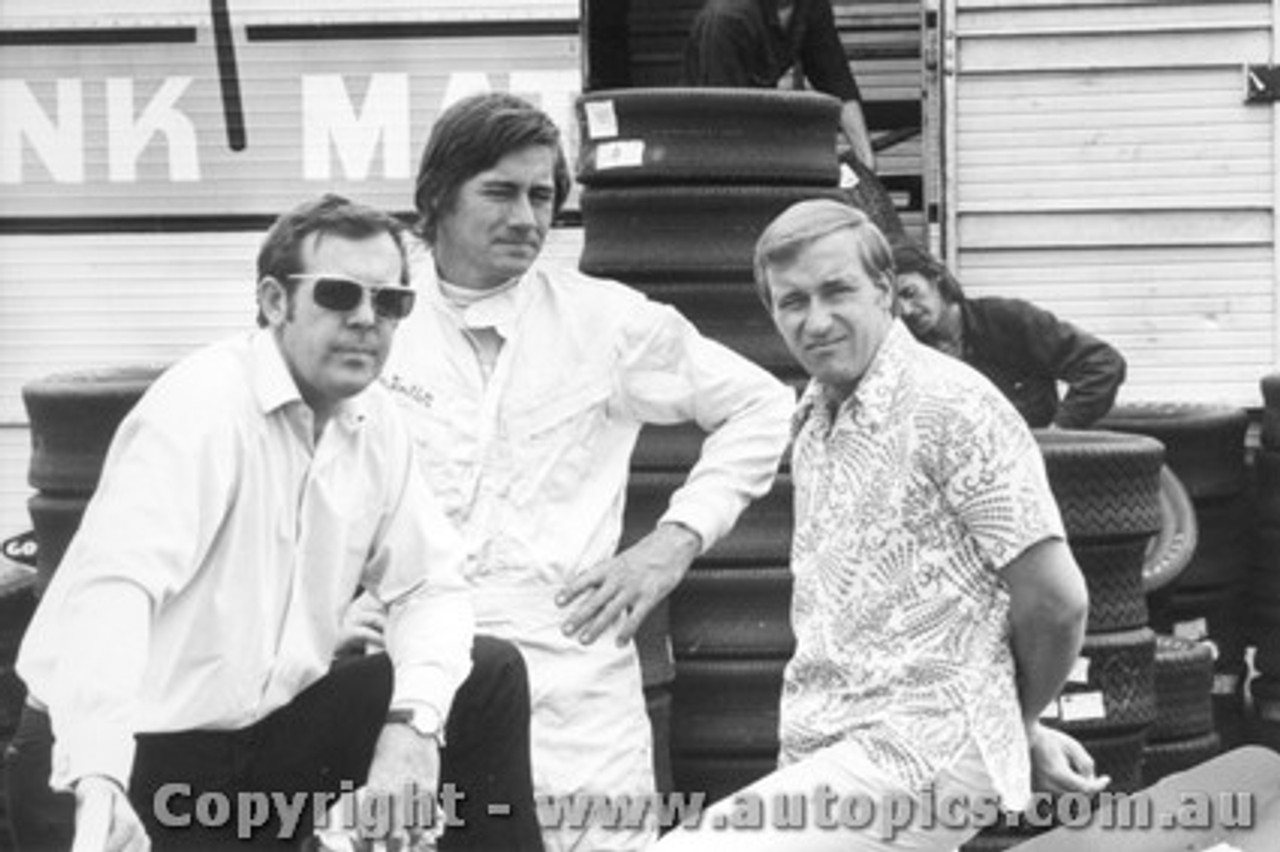 71614 - Frank Matich,  Kevin Bartlett and Niel Allen - Warwick Farm 1971