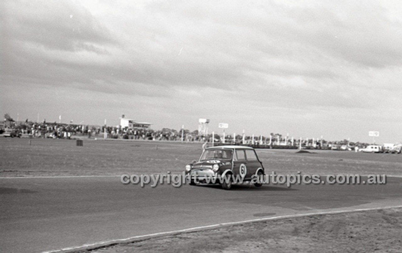 Calder 1966 - Photographer Peter D'Abbs - Code 66-PD-C-129