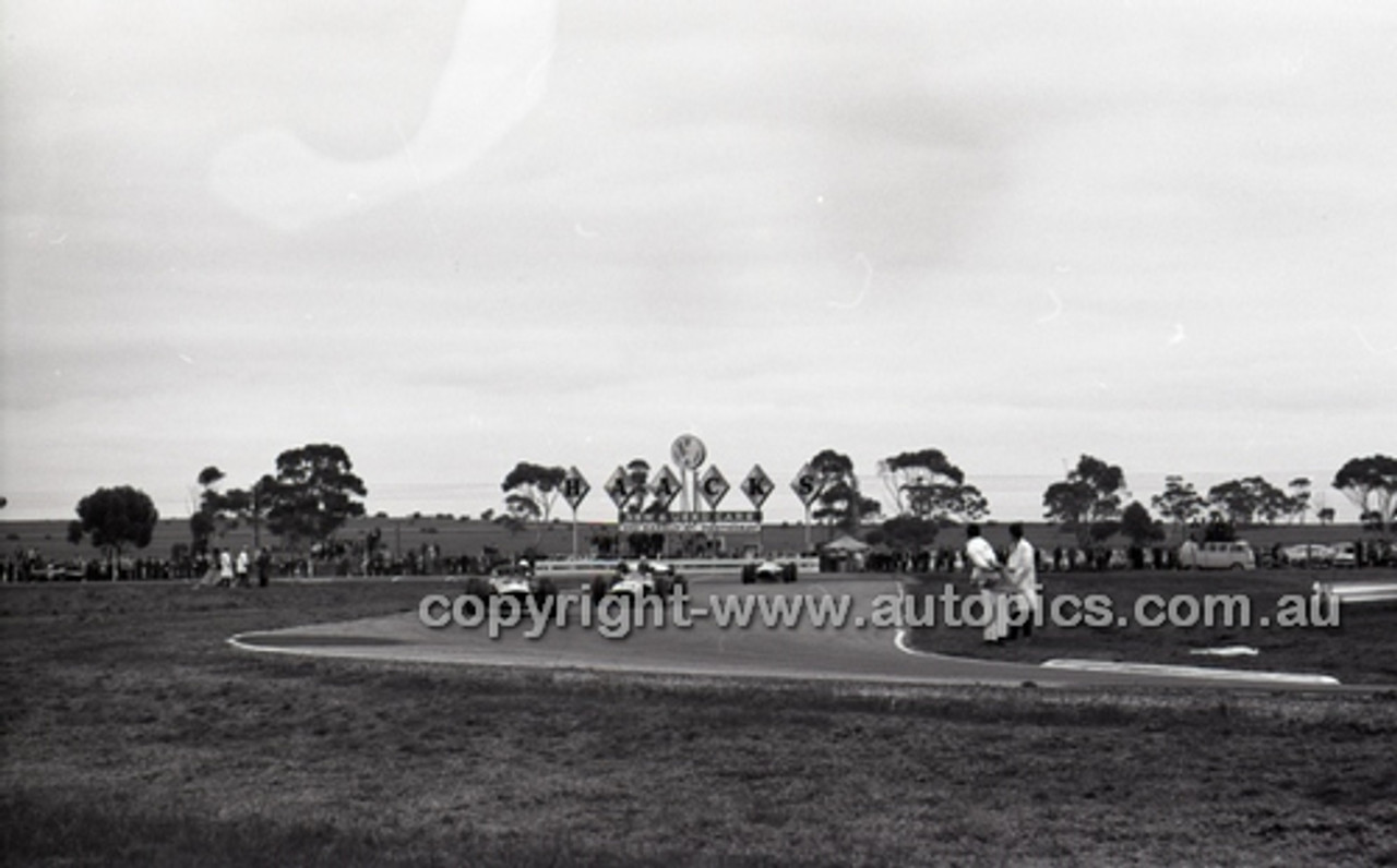 Calder 1966 - Photographer Peter D'Abbs - Code 66-PD-C-149