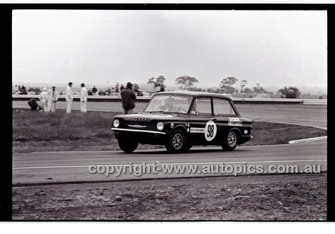 Calder 1969 - Photographer Peter D'Abbs - Code 69-PD-C17869-084