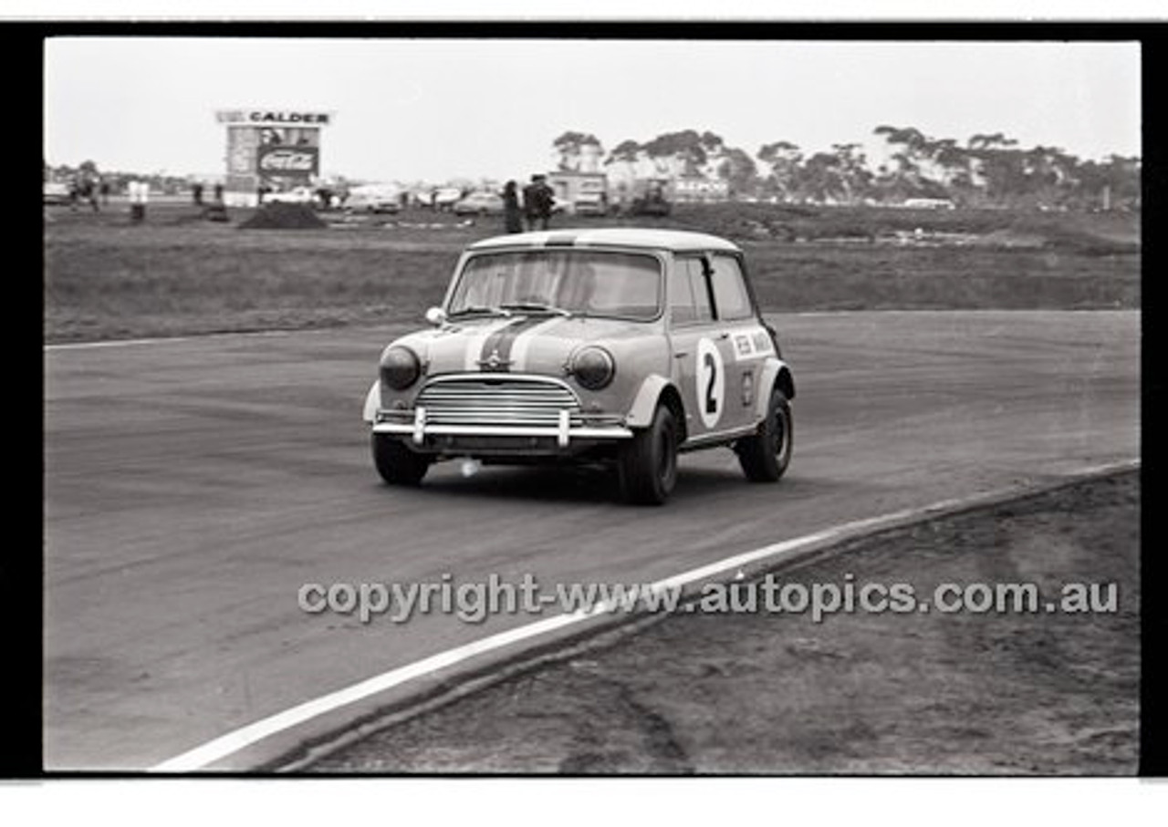 Calder 1969 - Photographer Peter D'Abbs - Code 69-PD-C17869-101