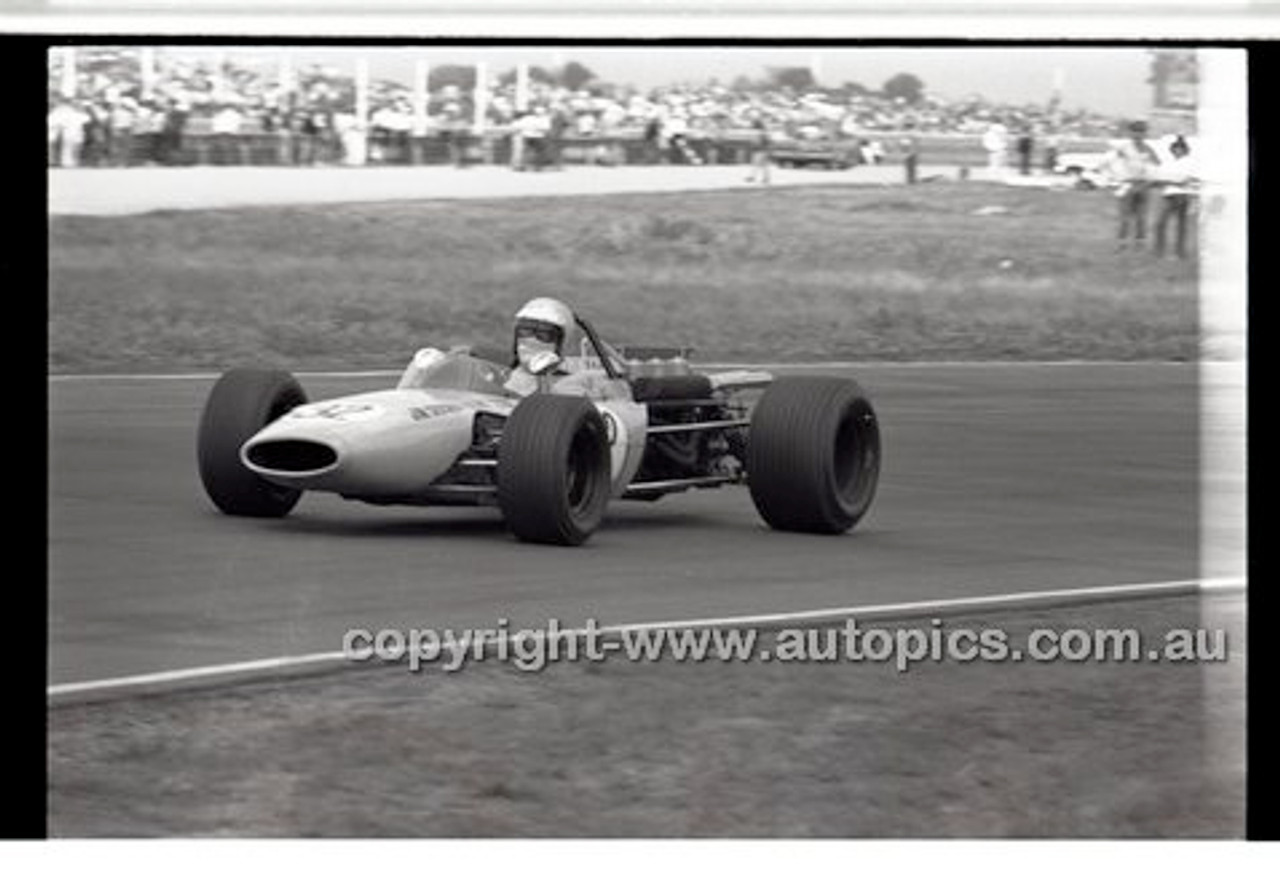 Calder 1969 - Photographer Peter D'Abbs - Code 69-PD-C17869-158