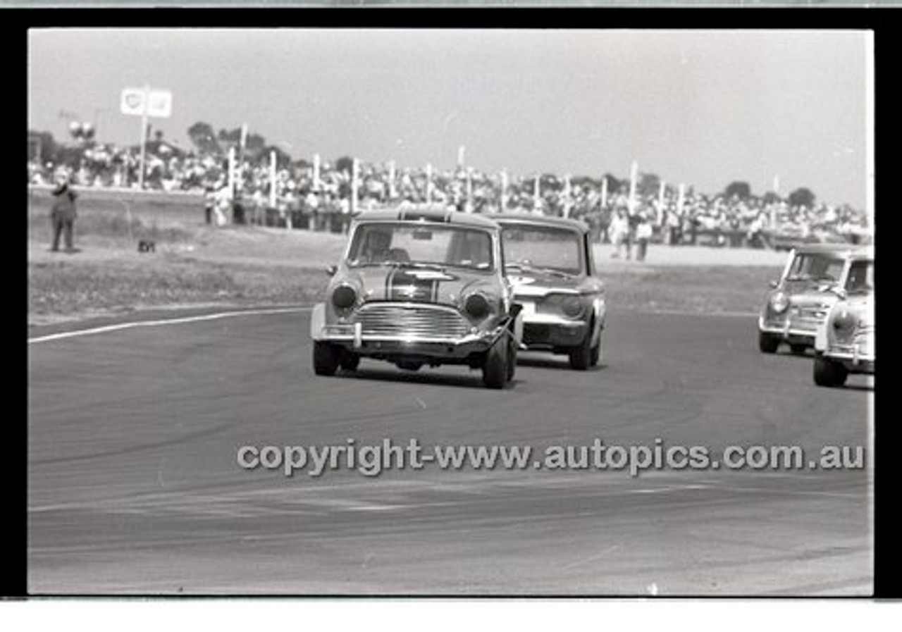 Calder 1969 - Photographer Peter D'Abbs - Code 69-PD-C17869-175