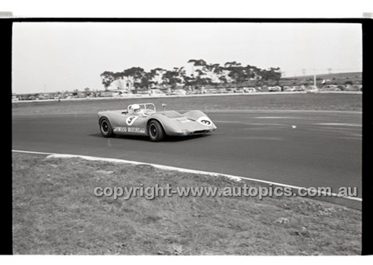 Calder 1969 - Photographer Peter D'Abbs - Code 69-PD-C17869-207