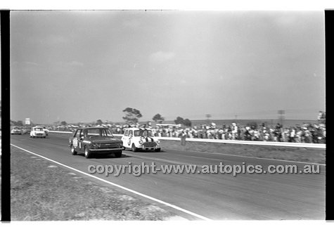 Calder 1969 - Photographer Peter D'Abbs - Code 69-PD-C19169-079