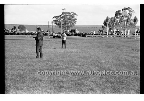 Calder 1969 - Photographer Peter D'Abbs - Code 69-PD-C19169-167