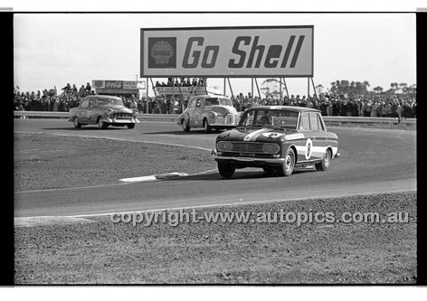 Calder 1969 - Photographer Peter D'Abbs - Code 69-PD-C19169-179