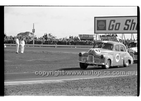 Calder 1969 - Photographer Peter D'Abbs - Code 69-PD-C19169-199