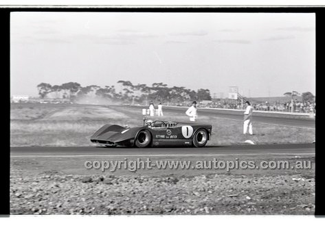 Calder 1969 - Photographer Peter D'Abbs - Code 69-PD-C19169-266