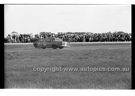 Calder 1969 - Photographer Peter D'Abbs - Code 69-PD-C23369-004