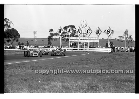 Calder 1969 - Photographer Peter D'Abbs - Code 69-PD-C23369-008