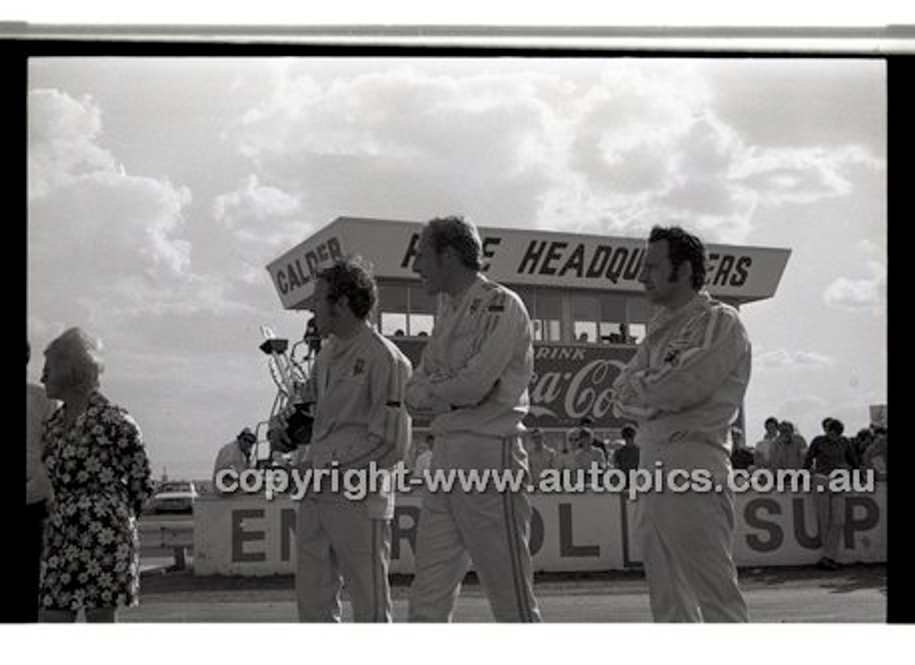 Calder 1969 - Photographer Peter D'Abbs - Code 69-PD-C191069-054