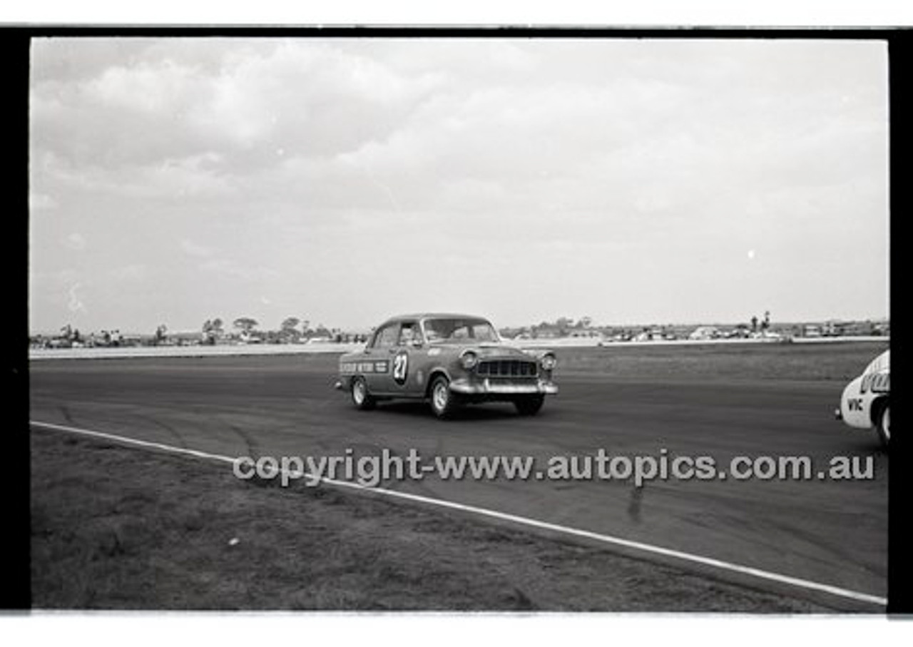 Calder 1969 - Photographer Peter D'Abbs - Code 69-PD-C191069-067