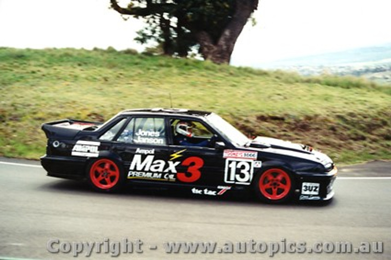 92708  - Jones / Jenson  -  Holden Commodore VP  Bathurst  1992