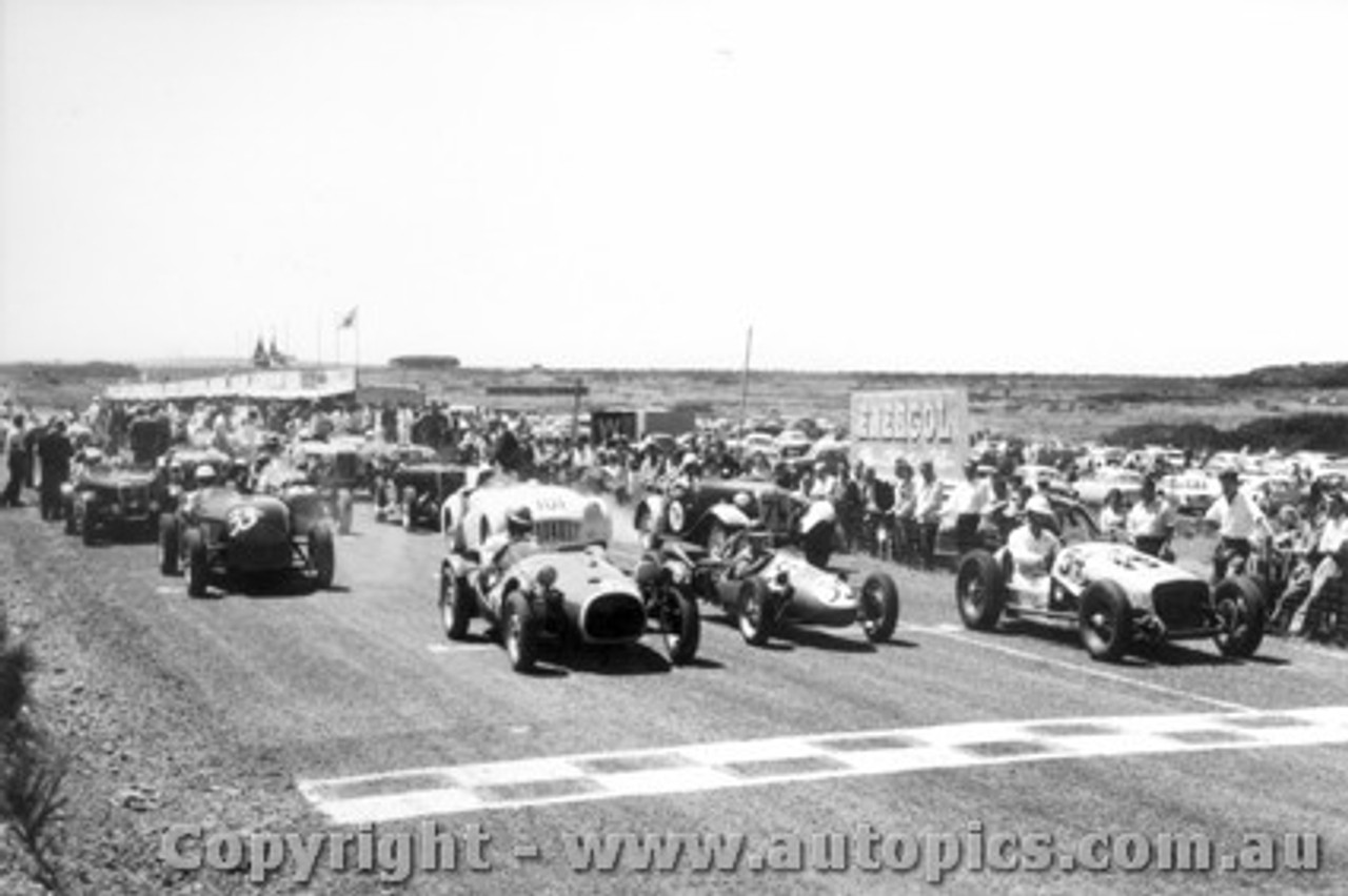 58513 - Phillip Island 1958 - #54 A. Huf MG Special #55 A. Staton BRM 500 #28 B. Sampson Morris Specia #33 N. Lewin Riley Special #101 E. Laker Triumph TR3 #74 S. Kerr MG TDl