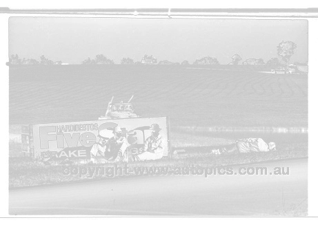 Oran Park 20th April 1969 - Code 69-OP20469-296