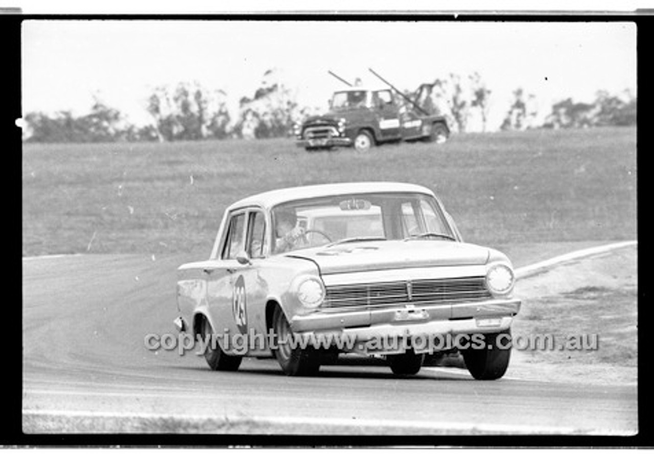 Oran Park 21st September 1969 - Code 69-OP21969-412