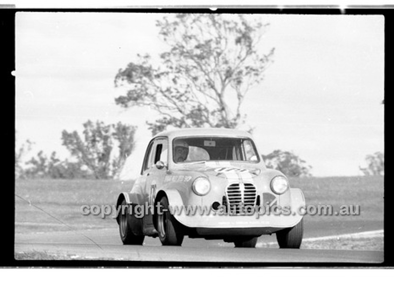 Oran Park 21st September 1969 - Code 69-OP21969-450