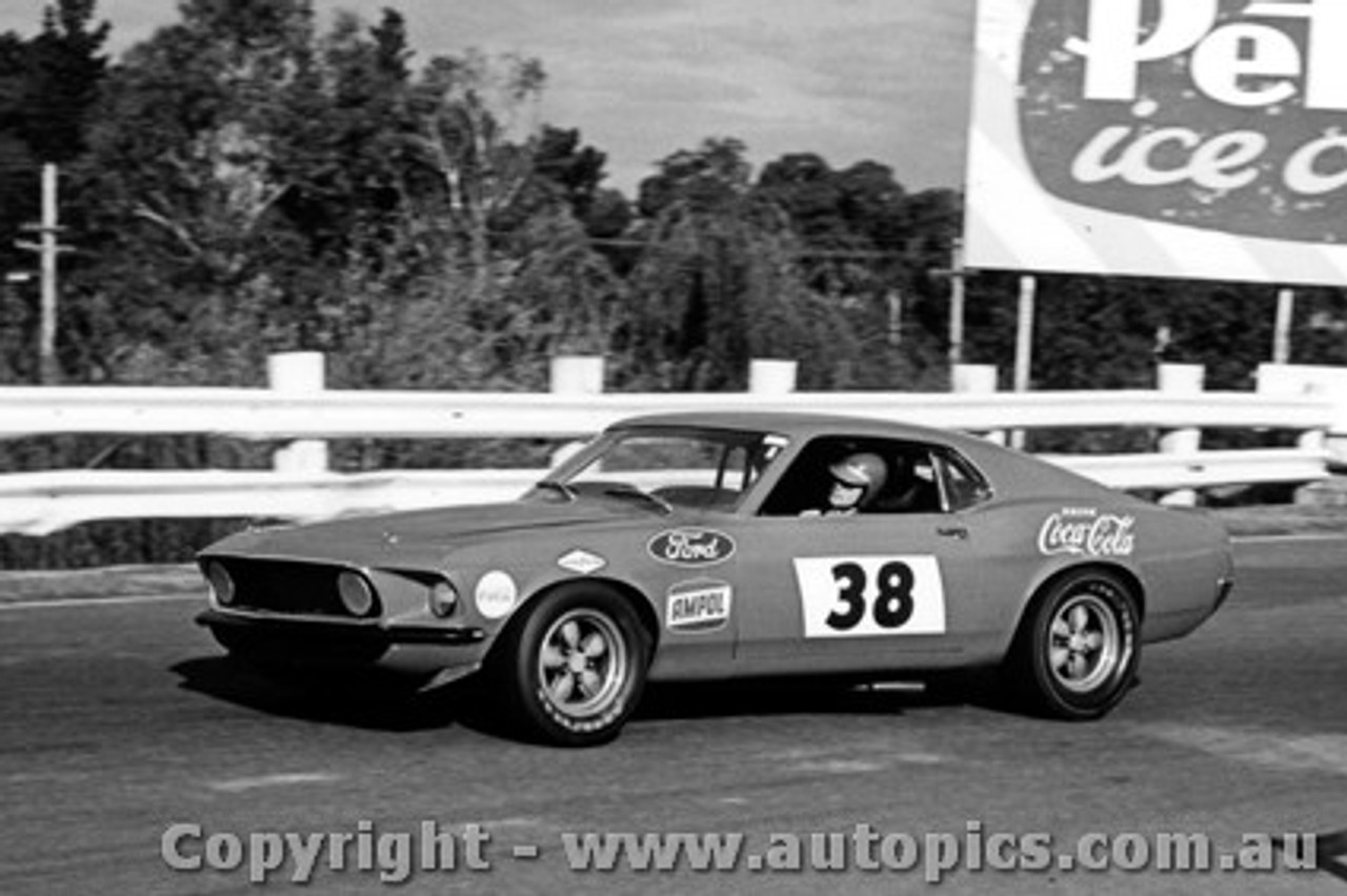 69037 - Allan Moffat, Mustang Tran AM - The Mustangs first race meeting , Sandown 4th May 1969 - Photographer Peter DAbbs