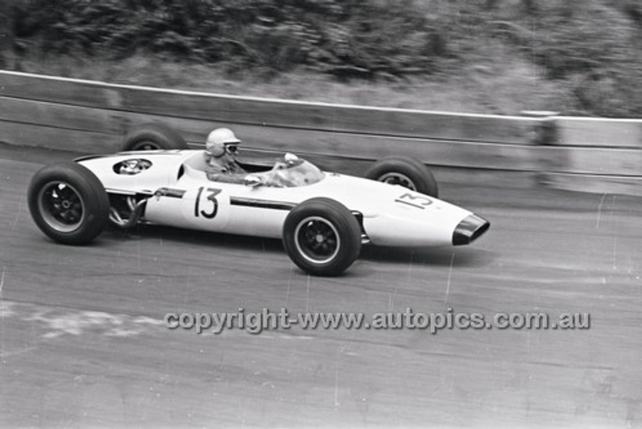 Bob Holden, Lynx Peugeot - Catalina Park Katoomba - 8th November 1964 - Code 64-C81164- 21