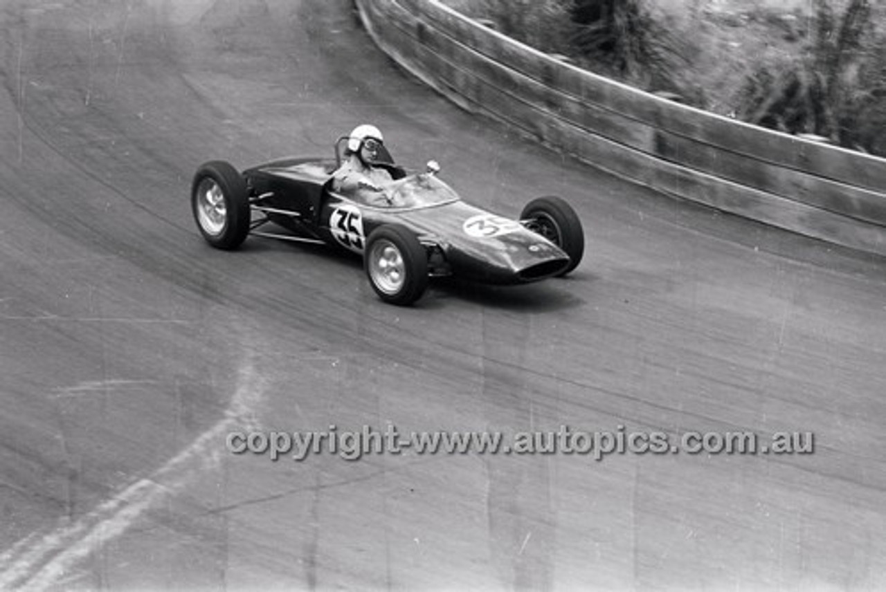 J. Larkin Lotus 20 - Catalina Park Katoomba - 8th November 1964 - Code 64-C81164- 25