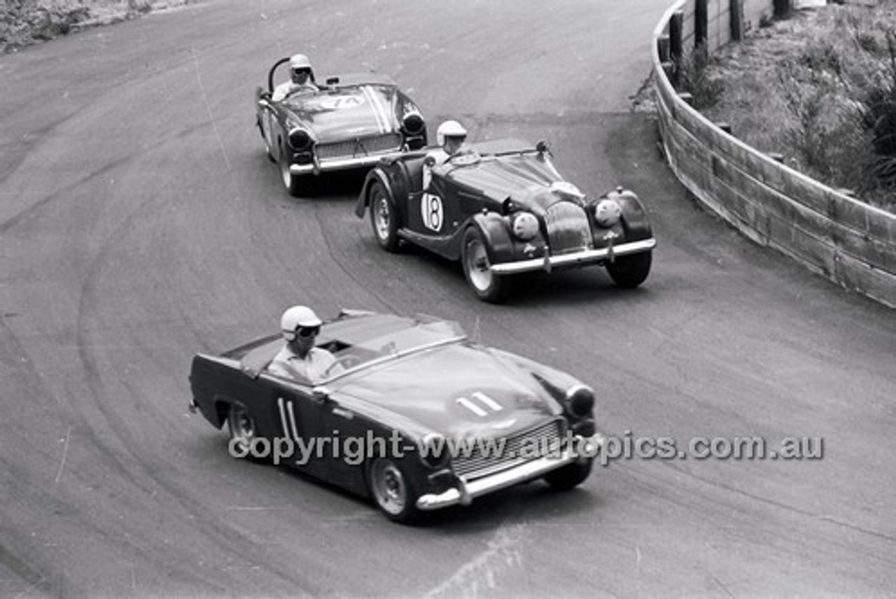 H. Herbert, Austin Healey Sprite, P. West Morgan & Doug Chivas, Austin Healey Sprite - Catalina Park Katoomba - 8th November 1964 - Code 64-C81164- 49