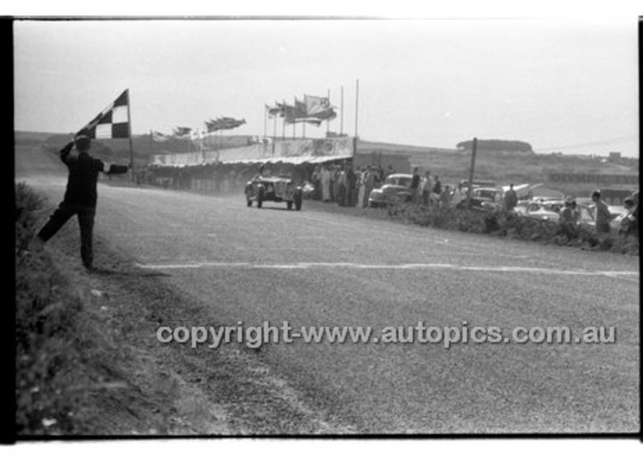 Phillip Island - 1st August 1957 - Code 57-PD-PI1957-009