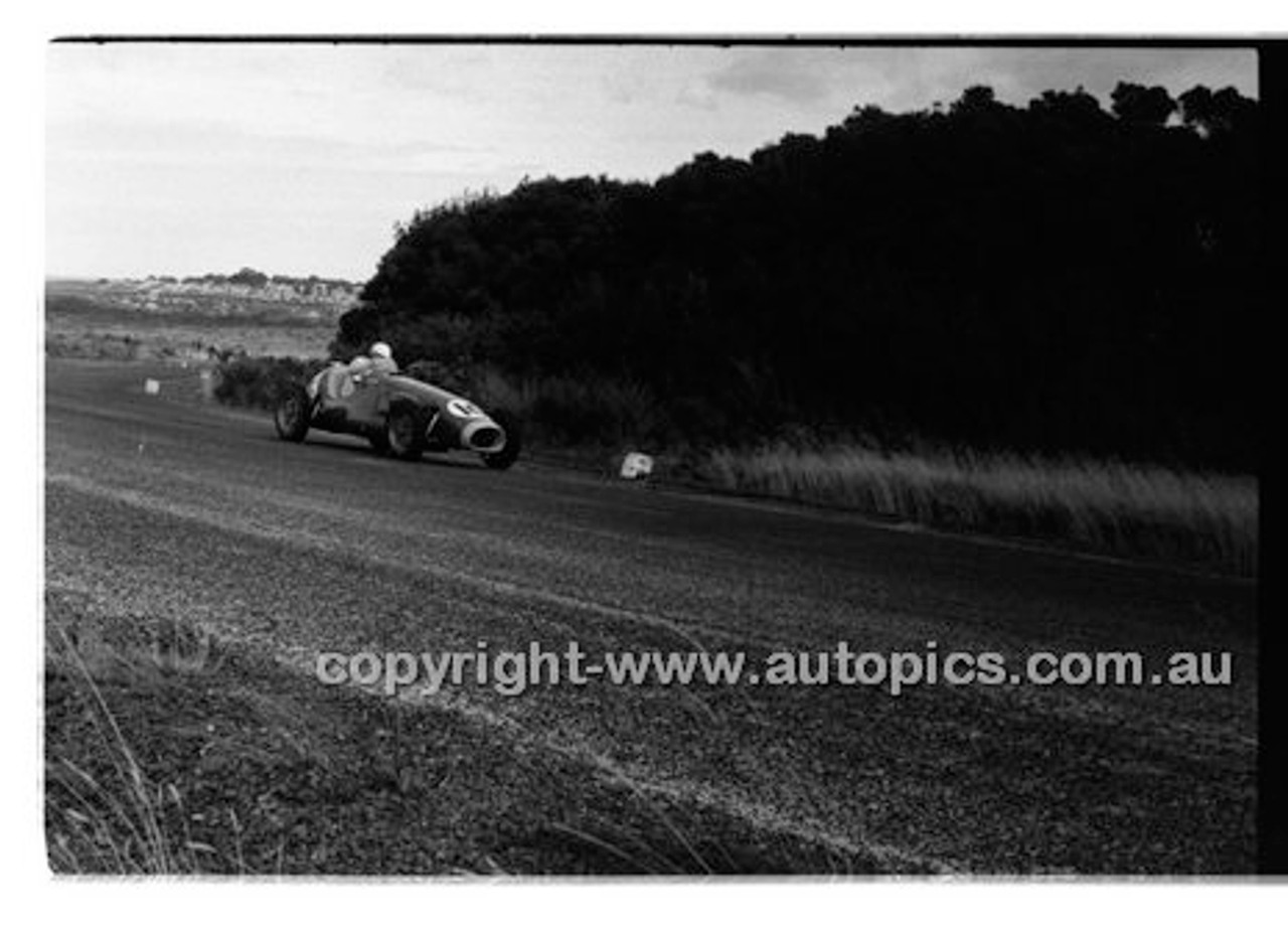 Phillip Island - 22nd April 1957 - Code 57-PD-P22457-055