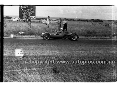 Phillip Island - 22nd April 1957 - Code 57-PD-P22457-065