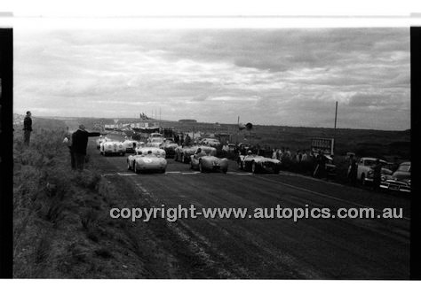 Phillip Island - 22nd April 1957 - Code 57-PD-P22457-069