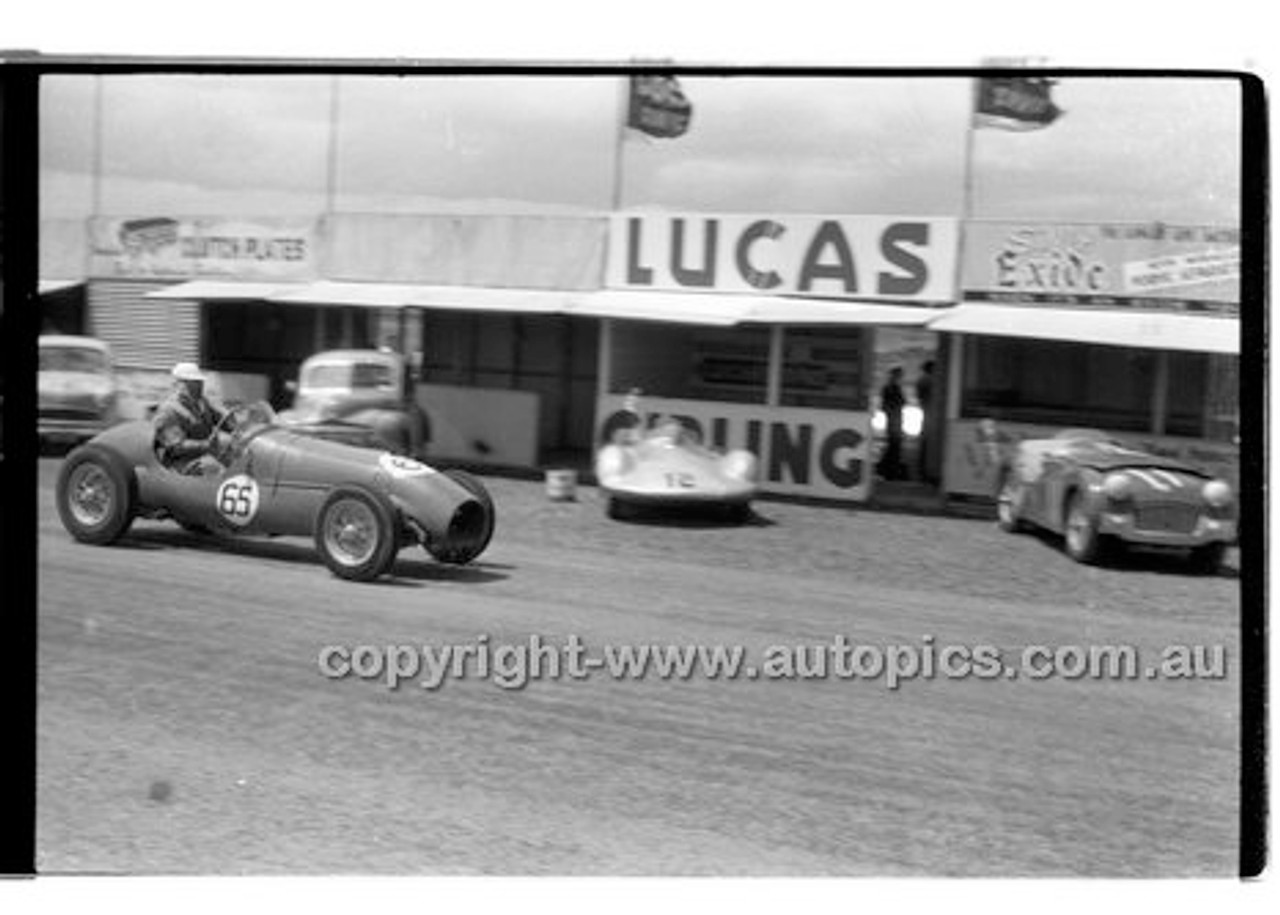 Phillip Island - 26th December 1957 - Code 57-PD-P261257-039