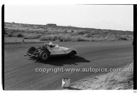Phillip Island - 26th December 1957 - Code 57-PD-P261257-091